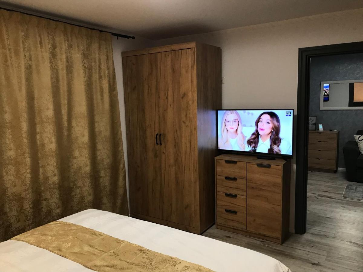 Homely Apartment Сучеава Екстериор снимка